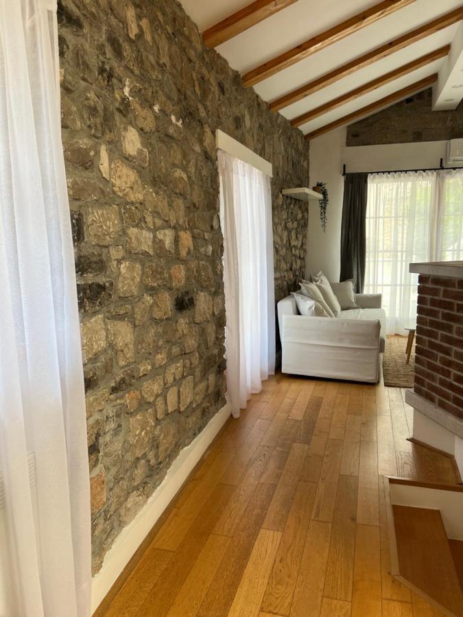 Guesthouse 45 Dutovlje 외부 사진