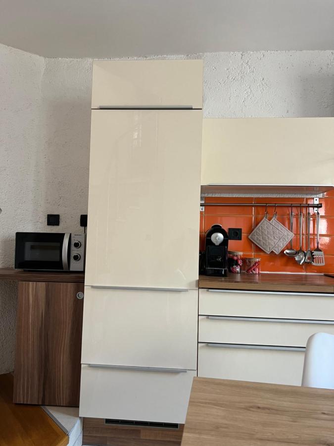 Guesthouse 45 Dutovlje 외부 사진