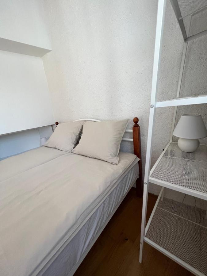 Guesthouse 45 Dutovlje 외부 사진